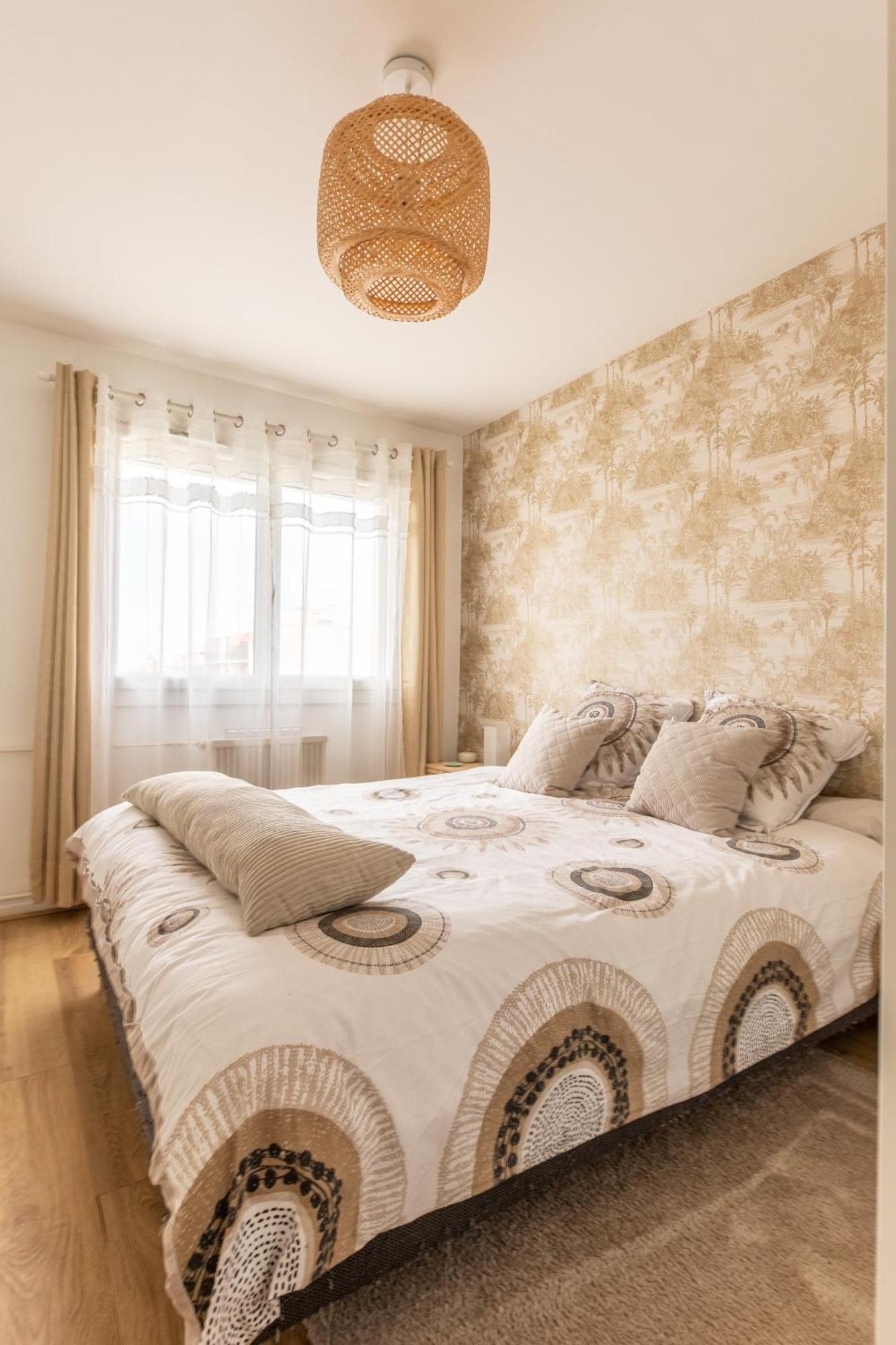*Cocoon Area* Confort & Parking Clermont-Ferrand Bagian luar foto