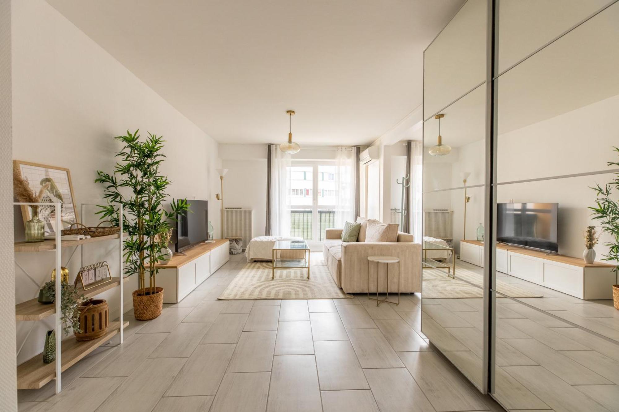 *Cocoon Area* Confort & Parking Clermont-Ferrand Bagian luar foto